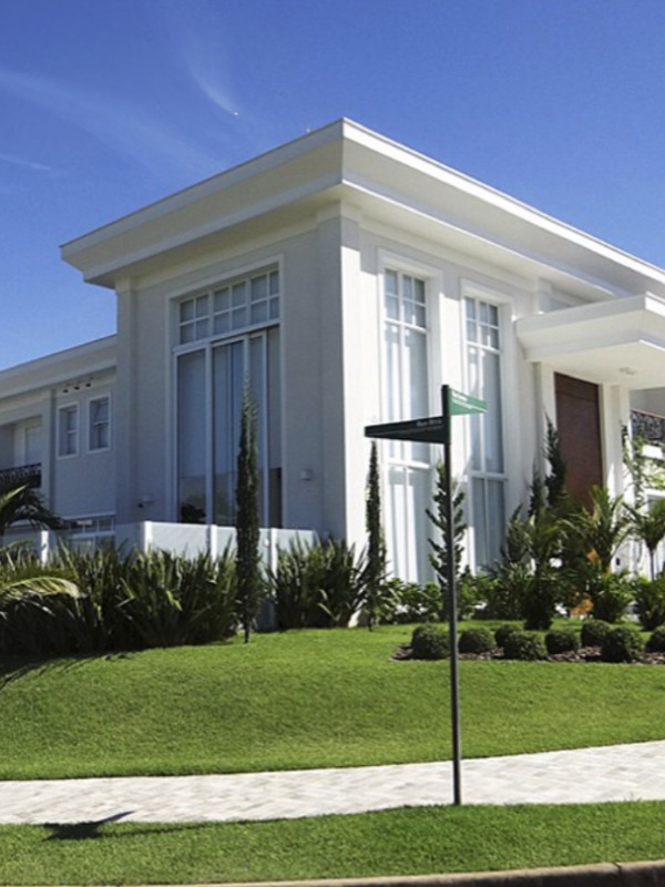 Casa Alphaville Cruzeiro do Sul
 4 suítes
 520 m²
 Alphaville Cruzeiro do Sul - Goiânia - GO